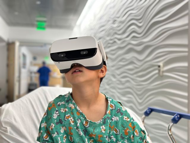 Patients Use Chariot's VR to Ease Pain and Anxiety